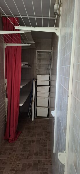 Titan, apartament 2 camere, semidecomandat, renovat, mobilat si utilat