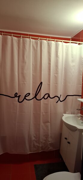 Titan, apartament 2 camere, semidecomandat, renovat, mobilat si utilat